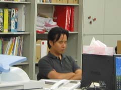 オイカワさん瞑想中